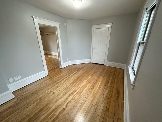 Foto del edificio - 1081 13th Ave SE