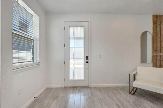 Foto del edificio - 6494 Rover Wy