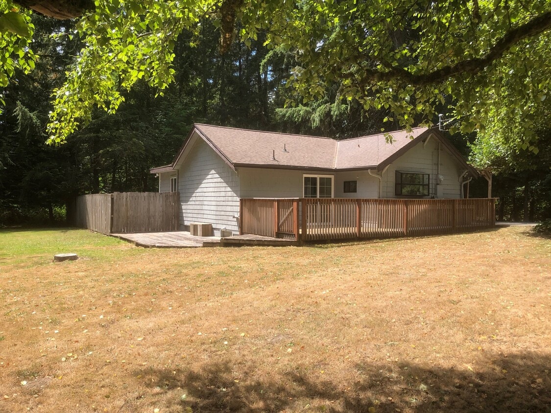 1079 NW Liberty Rd, Poulsbo, WA 98370 House Rental in Poulsbo, WA