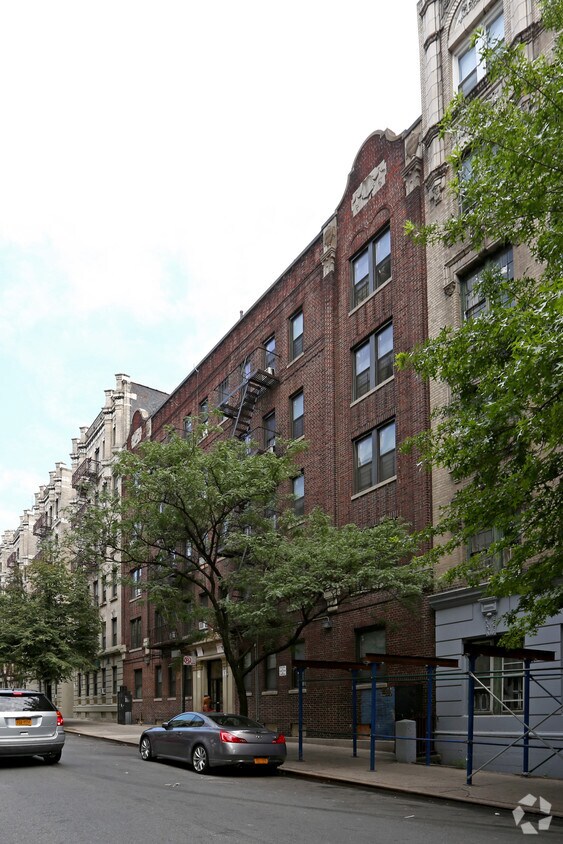 Primary Photo - 111-115 W 141st St