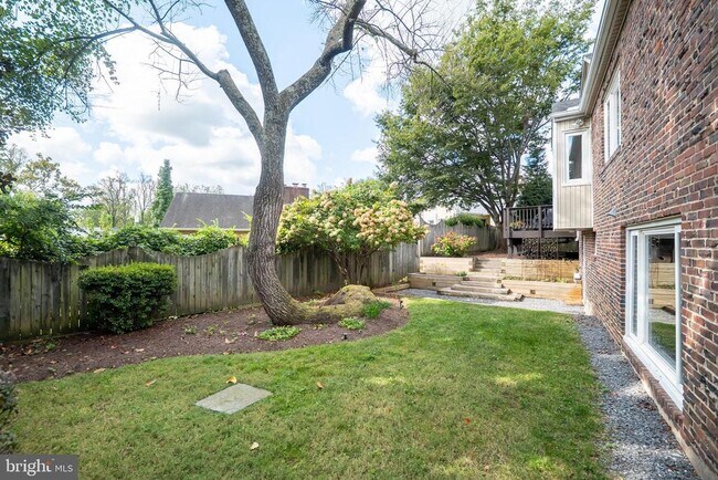 Foto del edificio - 4614 ROXBURY Dr