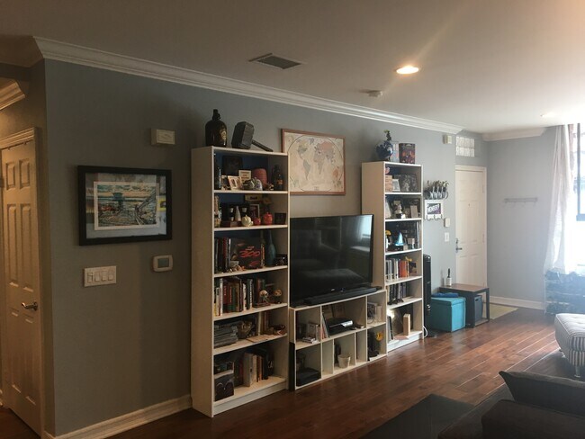 Livingroom1 - 1480 Broadway