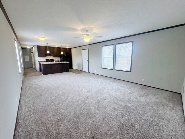 Foto del edificio - 10694 State Rte 762