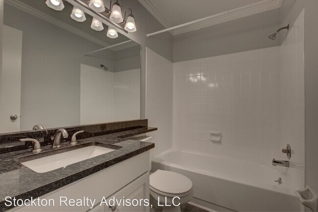 Building Photo - 3400 S Beneva Rd