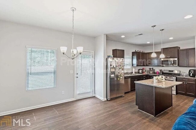 Building Photo - 4999 Rapahoe Trail