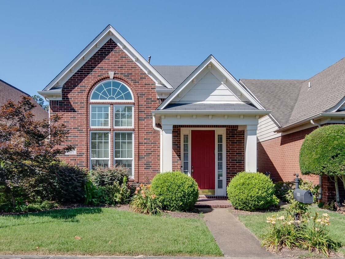 Foto principal - 331 Fountain River Dr