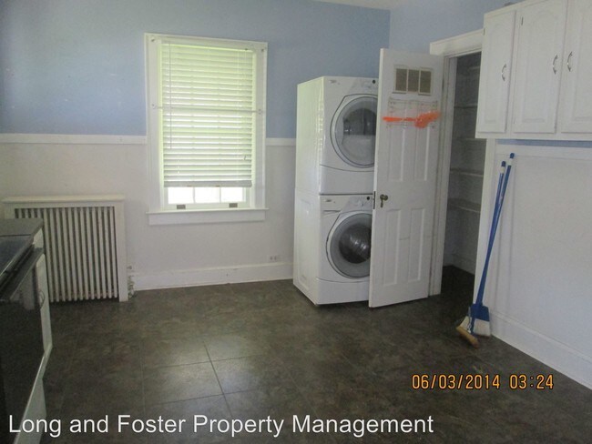 Building Photo - 3 br, 1.5 bath House - 901 Hunnicutt Ave