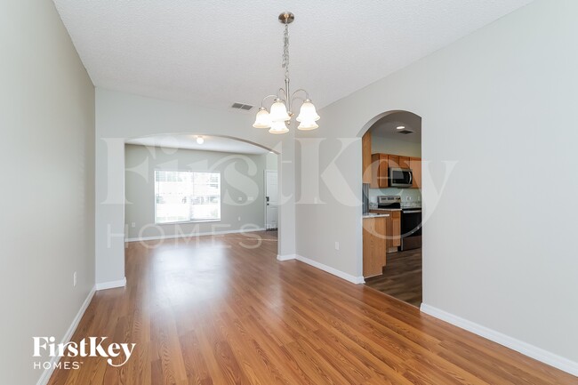 Building Photo - 912 Cumbran Ln