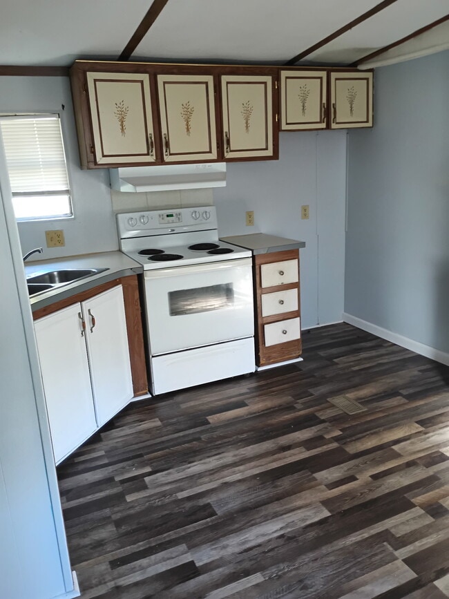 Photo - 234 Pamela's Pl House