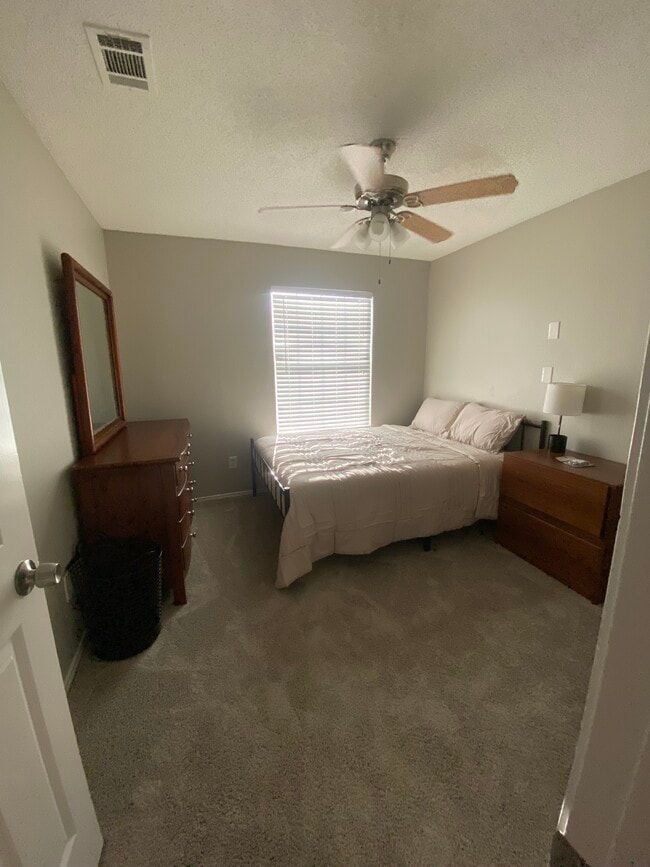 Photo - 1620 High Pointe Ln House