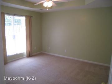 Building Photo - 279 Vanderbilt Dr