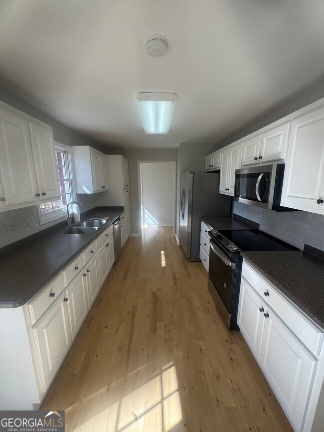 Foto del edificio - 735 Bearslide Hollow