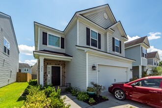 Building Photo - 245 Swamp Creek Ln