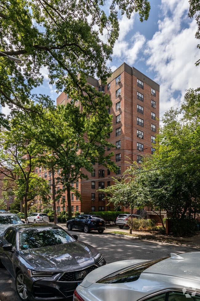Building Photo - Fairfield Views