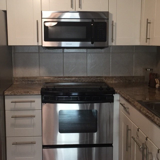 Foto del edificio - 3 Bedroom Townhome in The Knolls