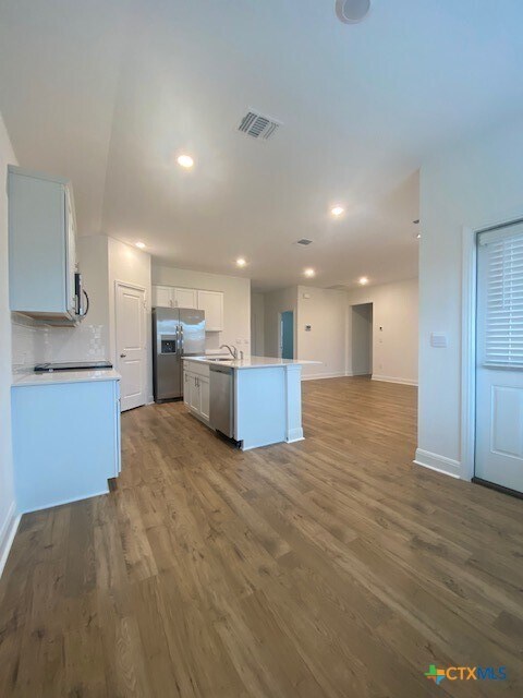 Foto del edificio - 540 Tekoa Dr