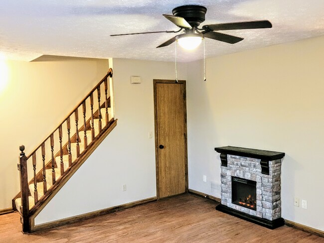 Foto del edificio - 370-414 Waterside Ave