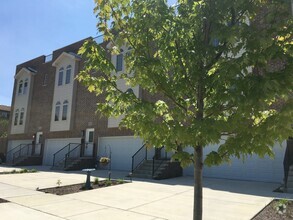 Building Photo - 910 East St