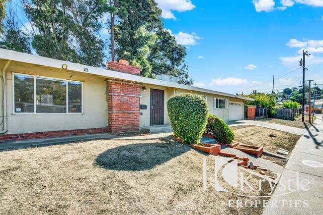 Building Photo - Updated Vallejo Home with Large Yard and 2-Car Garage