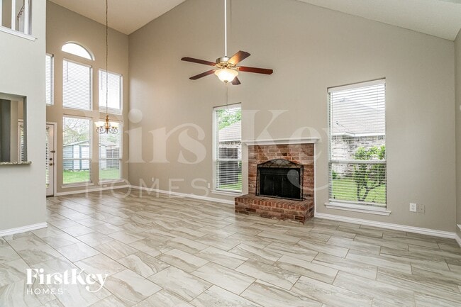 Building Photo - 3083 Wildflower Way