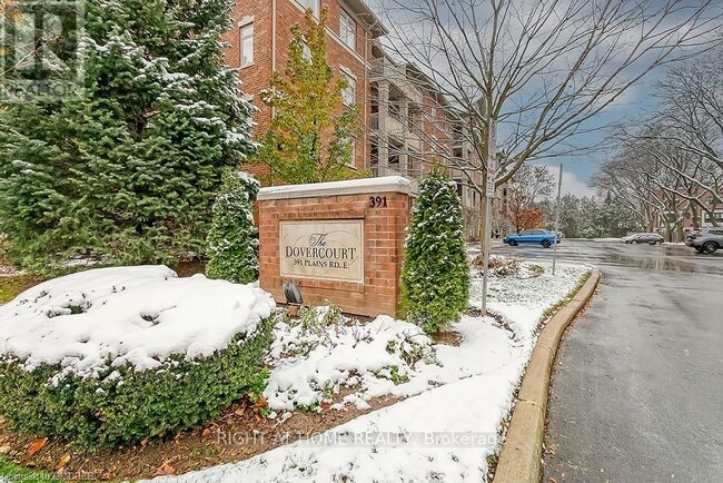 Photo du bâtiment - 391 Plains Rd E