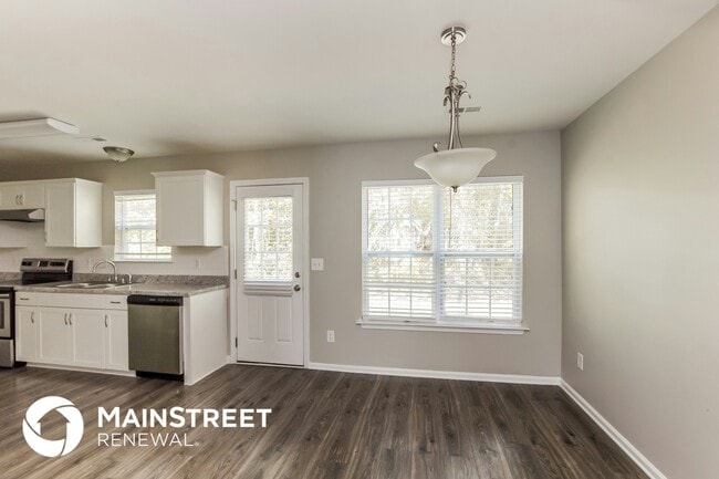 Building Photo - 8148 Ottawa Ln