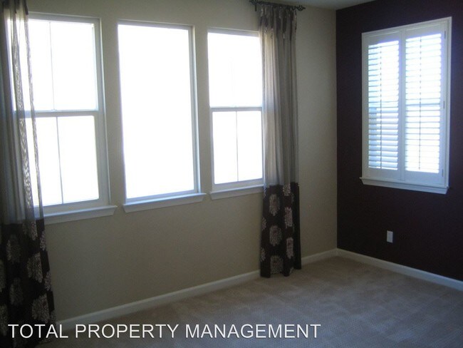 Building Photo - 4 br, 3 bath House - 296 WILDHORSE CT