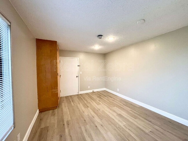 Foto del edificio - 3745 Hospital Rd