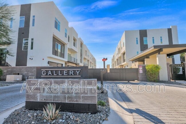 Photo - 3122 N 71st St Townhome