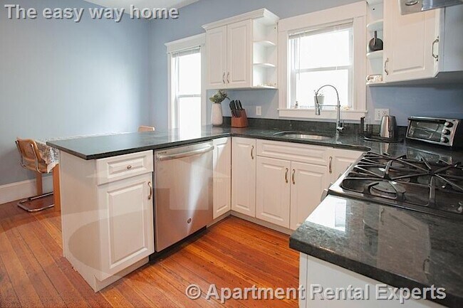 Foto del edificio - 50 Holyoke Rd