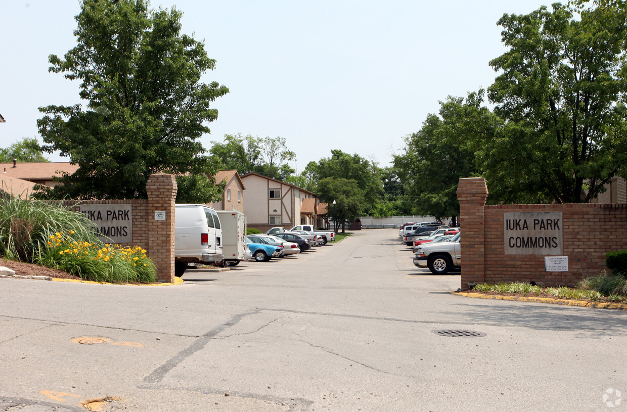 Foto del edificio - Iuka Park Commons