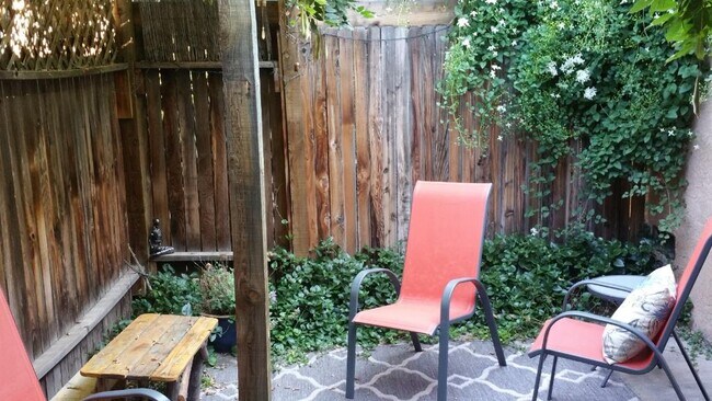 Foto del edificio - 403 11th St SW