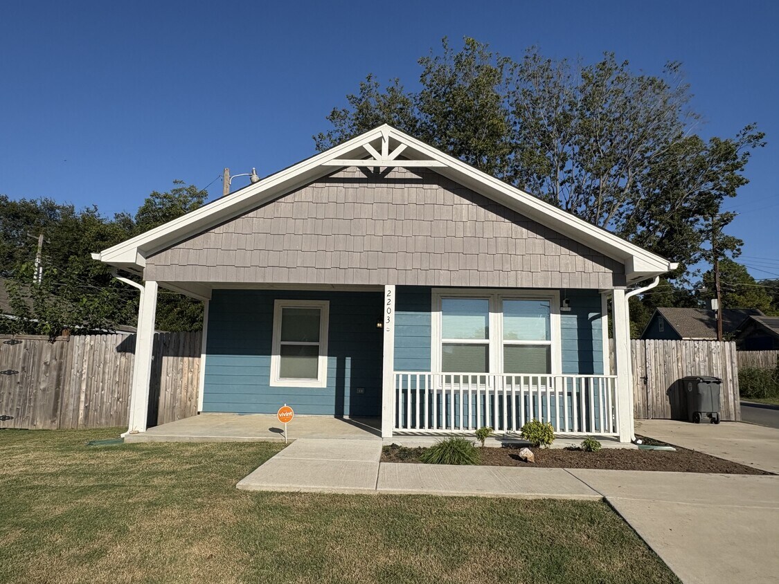 Foto principal - 2023 N Atlanta Ct