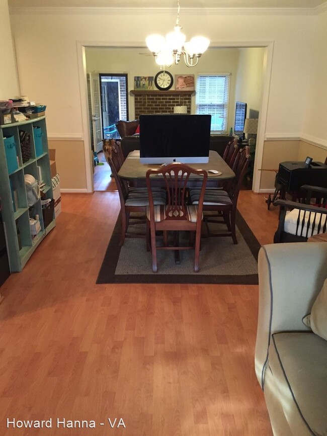 Building Photo - 3 br, 2.5 bath House - 1016 Colonial Meado...