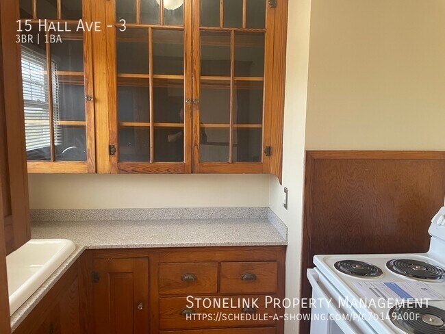 Building Photo - 15 Hall Avenue