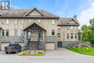 Building Photo - 65 Rockmount Cres