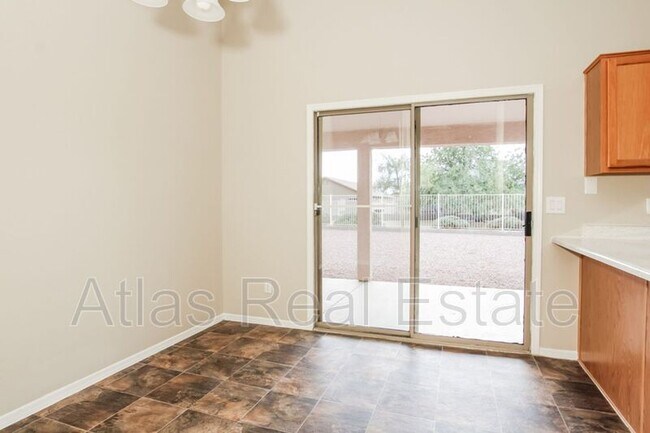 Building Photo - 506 N Canfield