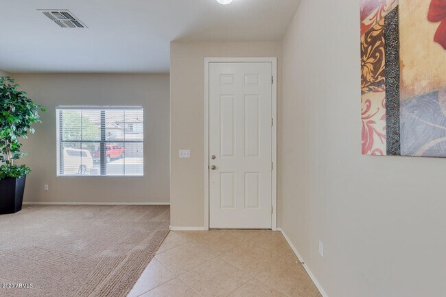 Foto del edificio - 3766 E Constitution Ct
