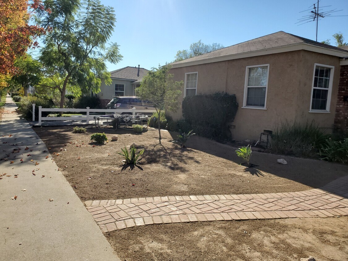 6707 Yarmouth Ave, Reseda, CA 91335 House for Rent in Reseda, CA