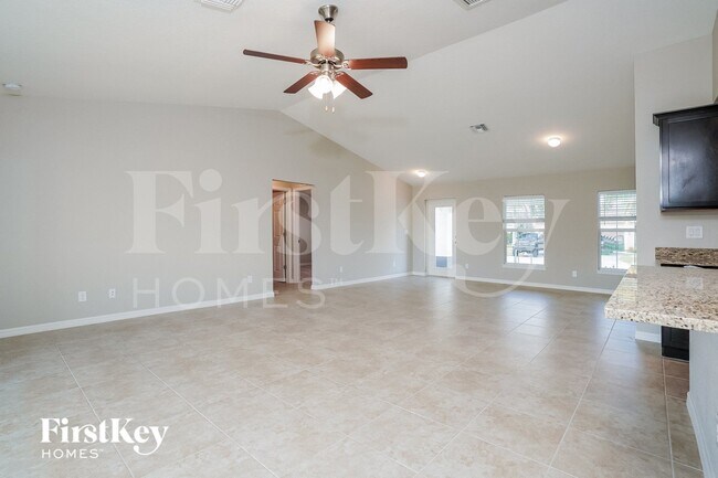 Foto del edificio - 1114 SW 40th Terrace