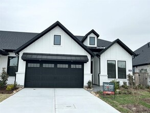Building Photo - 15310 Spanish Ranchos Wy