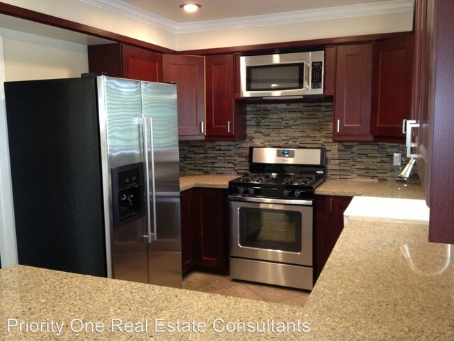 Foto del edificio - 4744 Baylor Dr