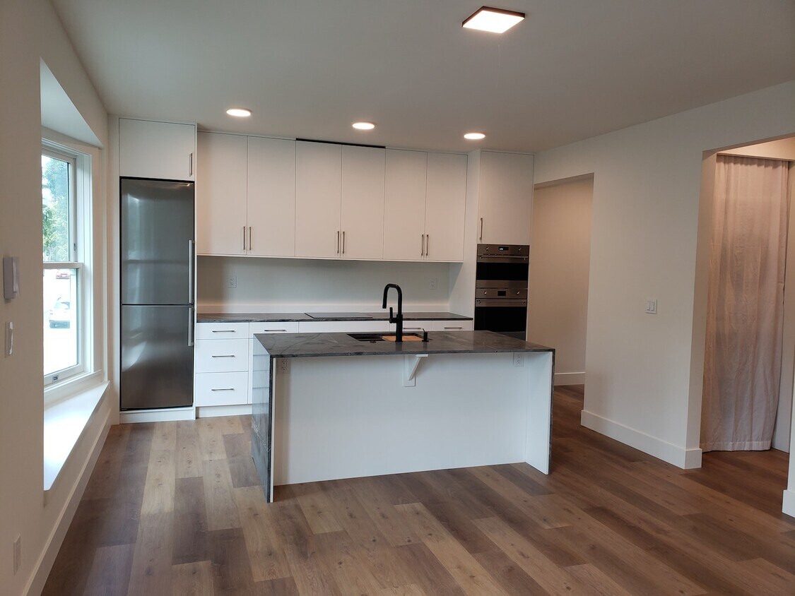 203 Carl St Unit A, San Francisco, CA 94117 Condo for Rent in San