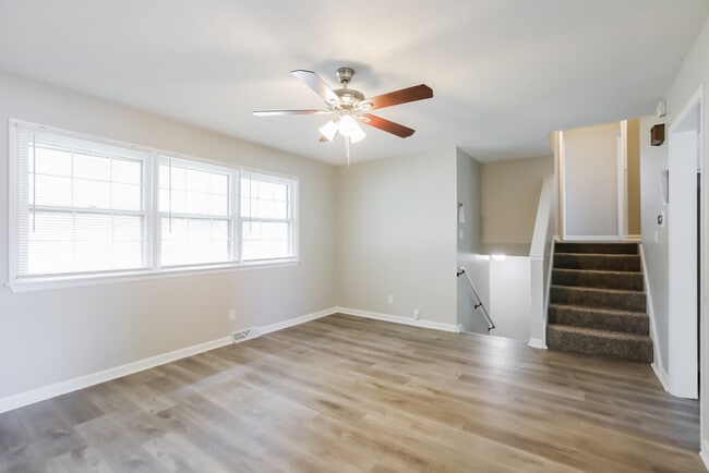 Building Photo - 6306 E 150th Terrace