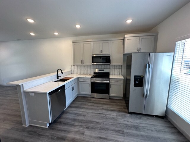 Foto del edificio - 2901 Stallings Ln