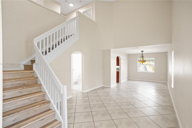 Foto del edificio - 19257 NW 13th St