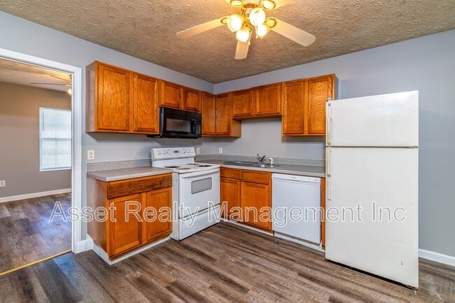 Foto del edificio - 152 Red Bud Ln