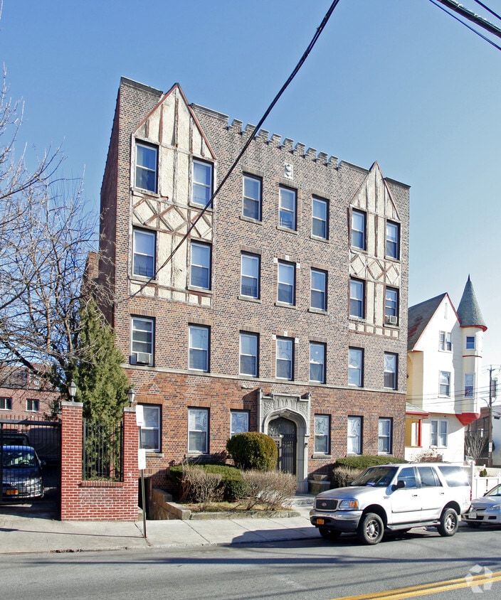 192 Hawthorne Ave, Yonkers, NY 10705 Apartments in Yonkers, NY