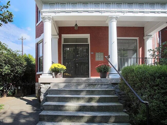 Foto del edificio - 1503 S 3rd St