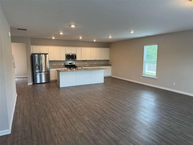 Building Photo - 312 Grey Falcon Ave